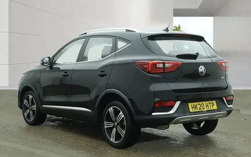 Usado MG ZS Exclusive 111 HP (81 kW) 2020 Preto SUV