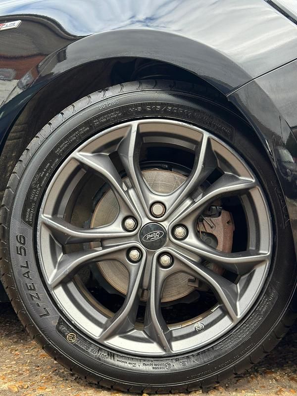 Used Ford Focus ST-Line 2019 Black Hatchback