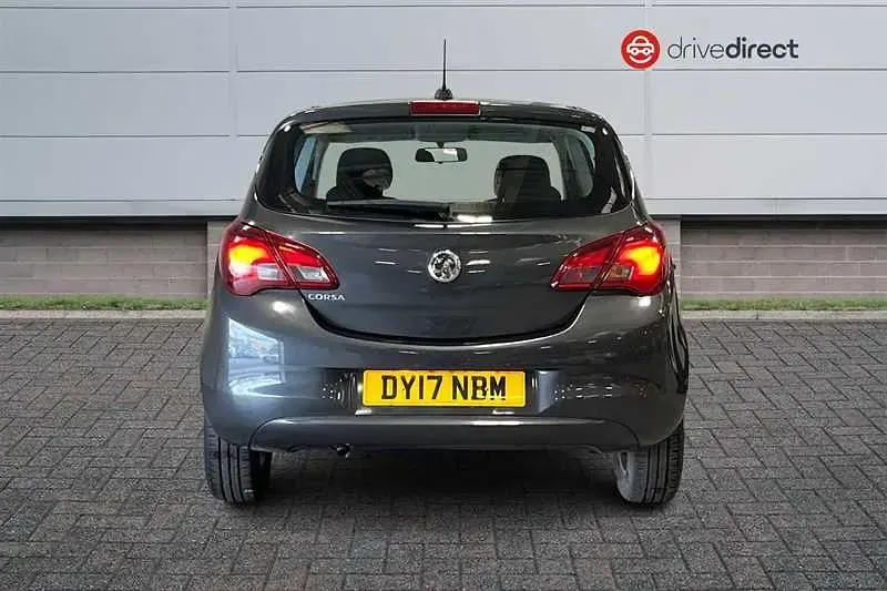 Used Vauxhall Corsa Design Edition 90 HP (66 kW) 2017 Grey Hatchback
