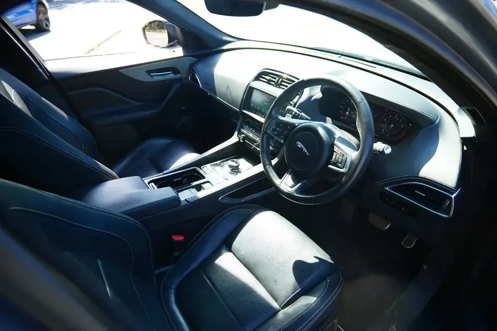 Used Jaguar F-Pace Chequered Flag 250 HP (183 kW) 2020 Grey SUV