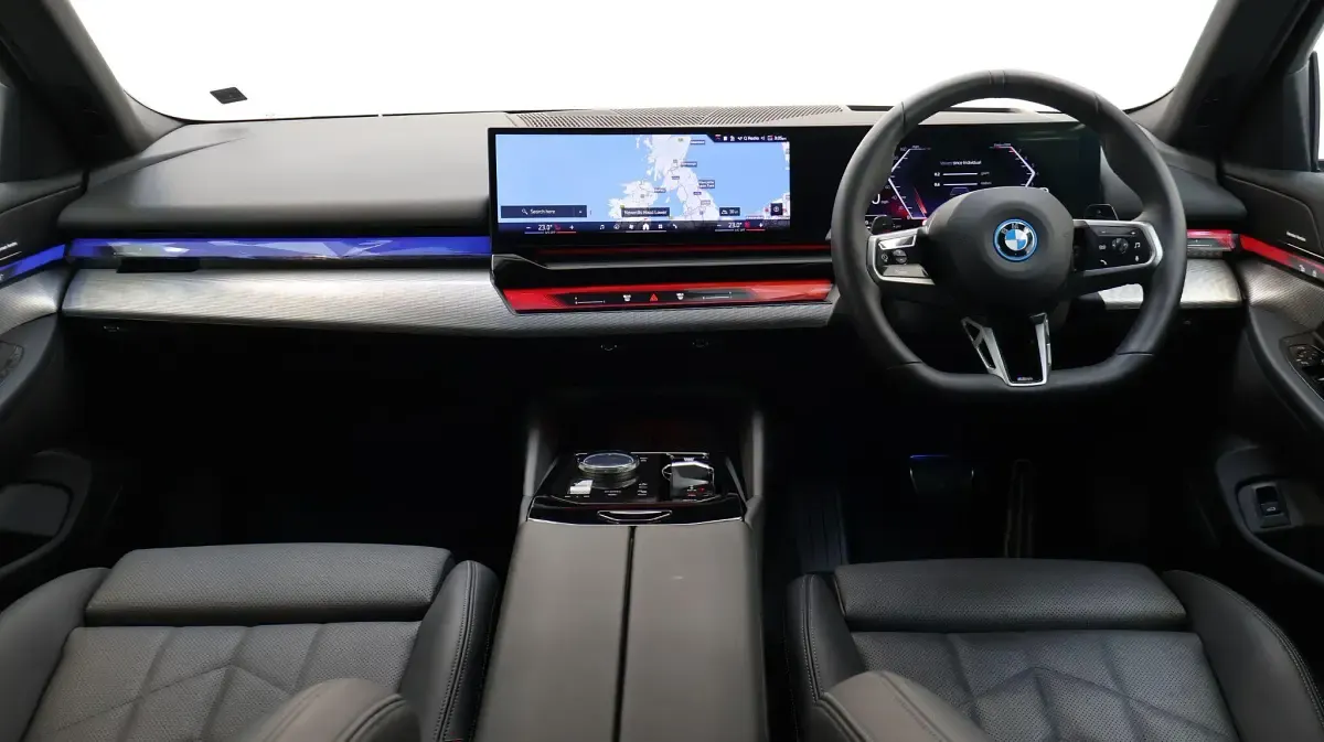 Used BMW 530e M Sport 295 HP (216 kW) 2025 Grey Estate