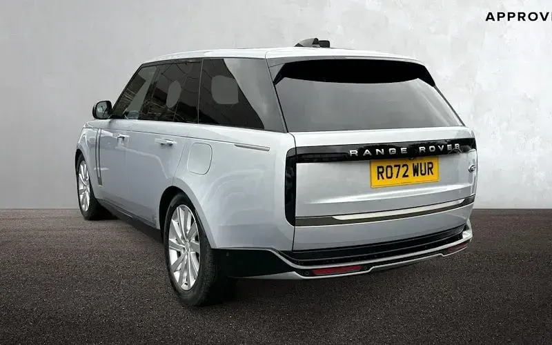 Used Land Rover Range Rover SE 441 HP (324 kW) 2022 Grey SUV
