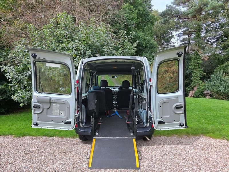 Used Renault Kangoo Authentique 2008 Grey MPV