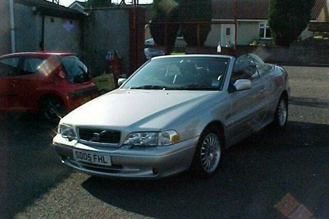 Used 2005 Volvo C70 Cabriolet | £4,000 (Expensive) - Image 1/4