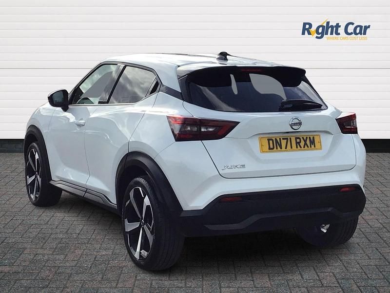 Used Nissan Juke Tekna 2021 White SUV