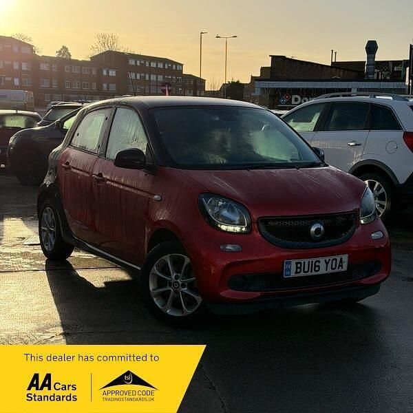 Red Used 2016 Smart ForFour Passion Hatchback | £4,690 (Fair price) - Image 1/4