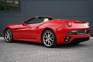 Used Ferrari California 460 HP (338 kW) 2010 Rosso corsa Cabriolet