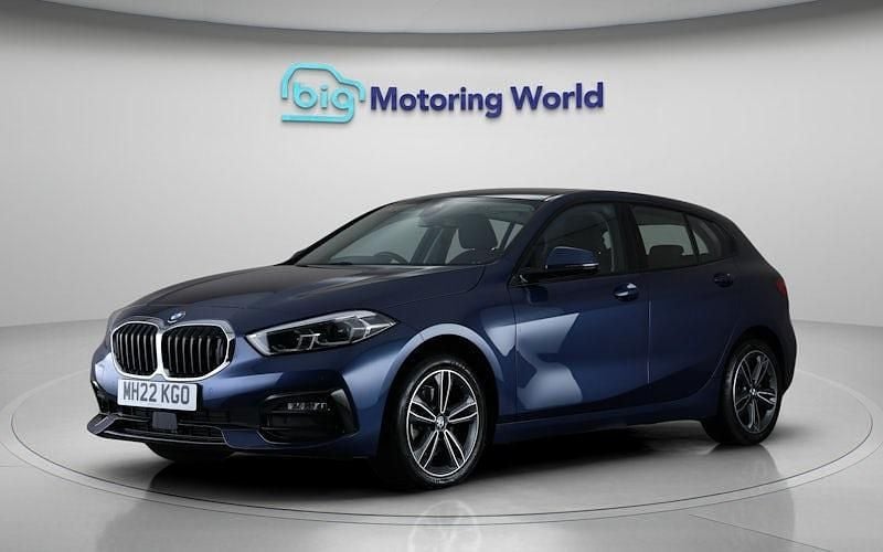 Used BMW 118 Sport Line 136 HP (100 kW) 2024 Hatchback