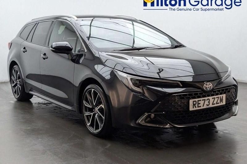 Used Toyota Corolla 196 HP (144 kW) 2023 Black Estate