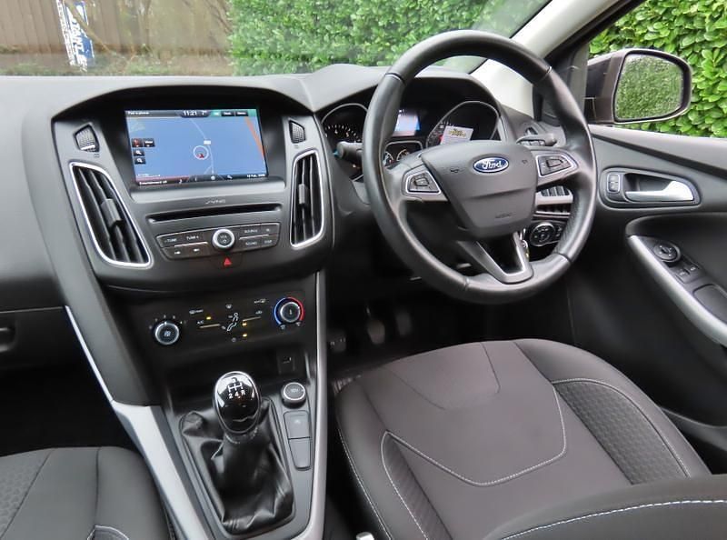 Used Ford Focus Zetec 2016 Black Hatchback