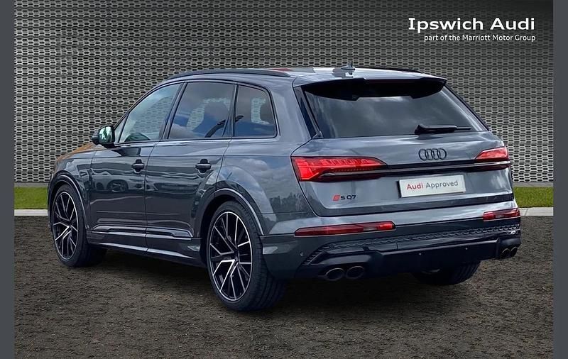 Used Audi SQ7 Comfort 500 HP (367 kW) 2025 Grey SUV