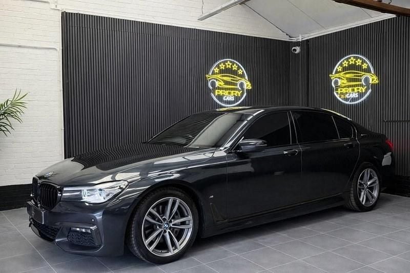 Begagnad BMW 740 M Sport 2018 Grå Sedan
