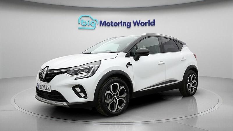 Used Renault Captur Techno 145 HP (106 kW) 2023 White SUV