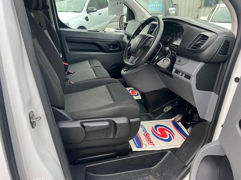 Used Peugeot Expert Premium 2022 White Van