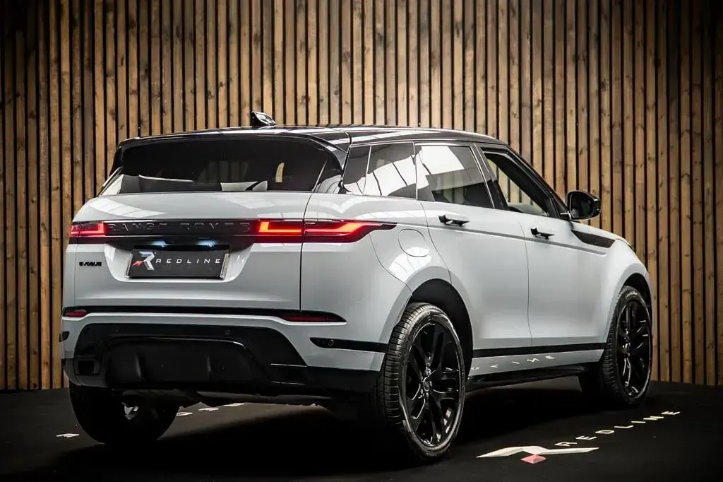 Used Land Rover Range Rover evoque HSE Dynamic 204 HP (150 kW) 2024 Grey SUV