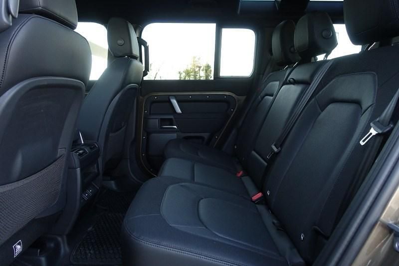 Used Land Rover Defender SE Dynamic 2023 Brown SUV