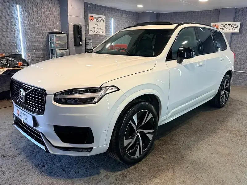 Used Volvo XC90 R-Design 235 HP (172 kW) 2020 White SUV