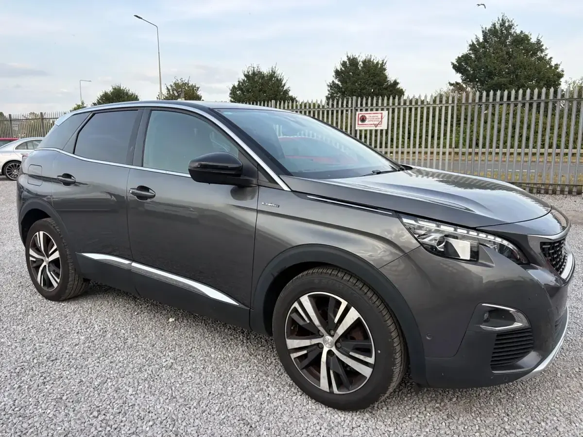 Used Peugeot 3008 GT-line 130 HP (95 kW) 2017 Grey SUV