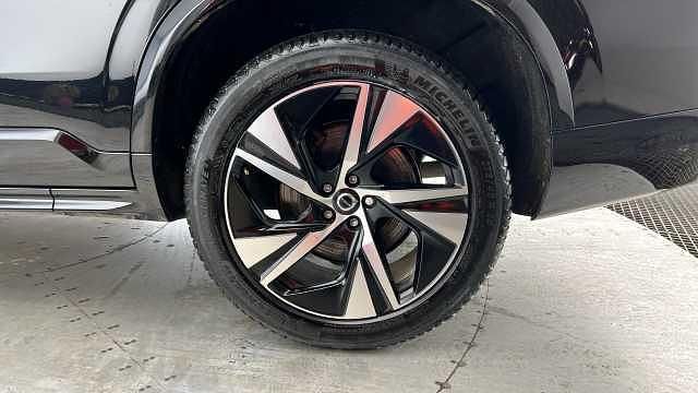 Used Volvo XC90 R-Design 235 HP (172 kW) 2022 SUV