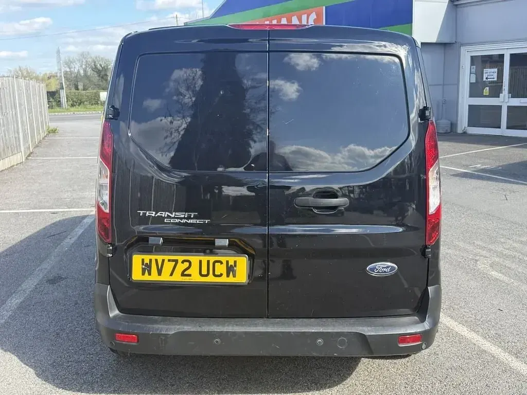 Usado Ford Transit Trend 100 HP (73 kW) 2022 Preto Van