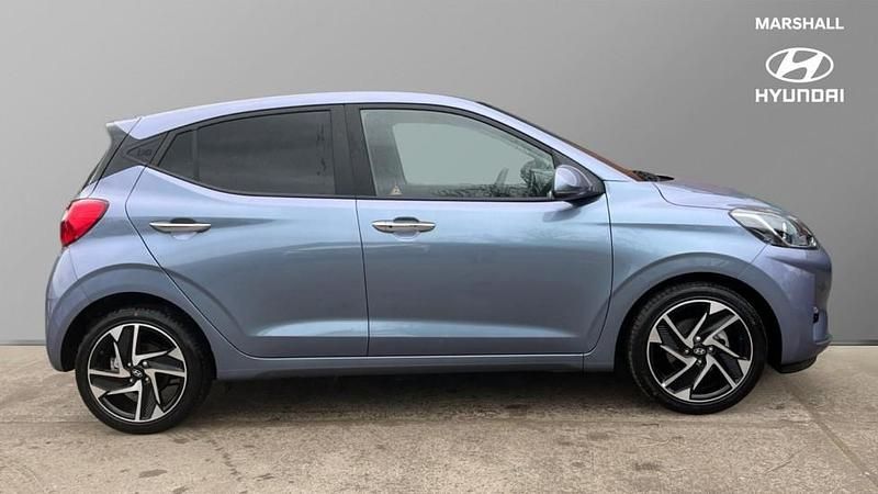 New Hyundai i10 Premium 79 HP (58 kW) 2026 Meta blue Hatchback