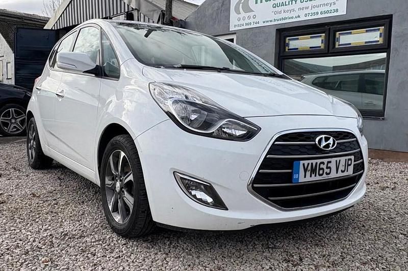 White Used 2016 Hyundai ix20 SE Hatchback | £4,195 (Fair price) - Image 1/1
