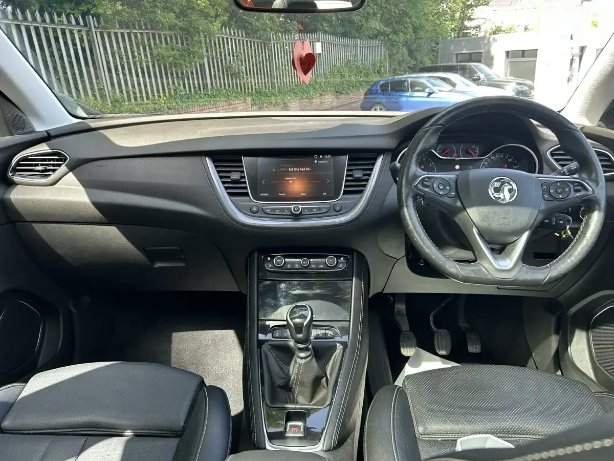 Used Vauxhall Grandland X Elite 130 HP (95 kW) 2020 Red SUV