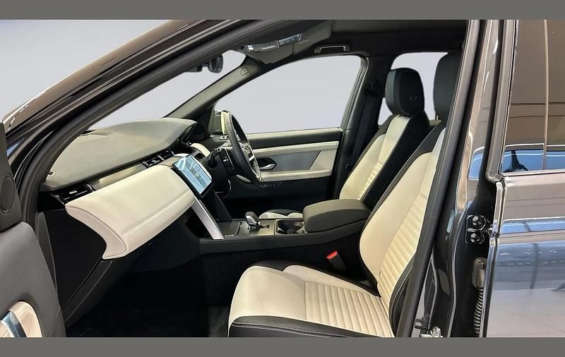 Used Land Rover Discovery Sport SE Dynamic 265 HP (194 kW) 2025 Grey SUV