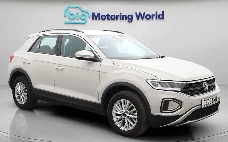 Begagnad VW T-Roc Life 150 HK (110 kW) 2025 SUV