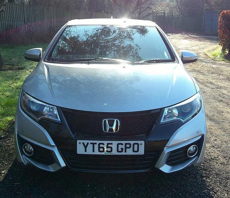 Used Honda Civic SE Plus 2015 Silver Hatchback