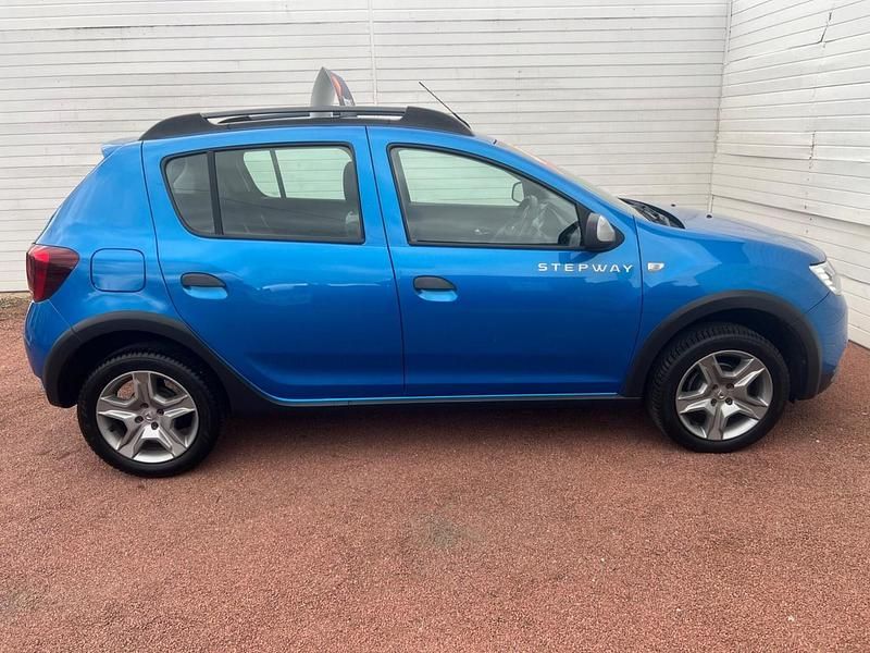 Used Dacia Sandero Comfort 2018 Blue Hatchback