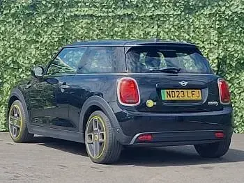Used Mini Cooper S Level 2 135 kW (184 HP) 2023 Black Hatchback