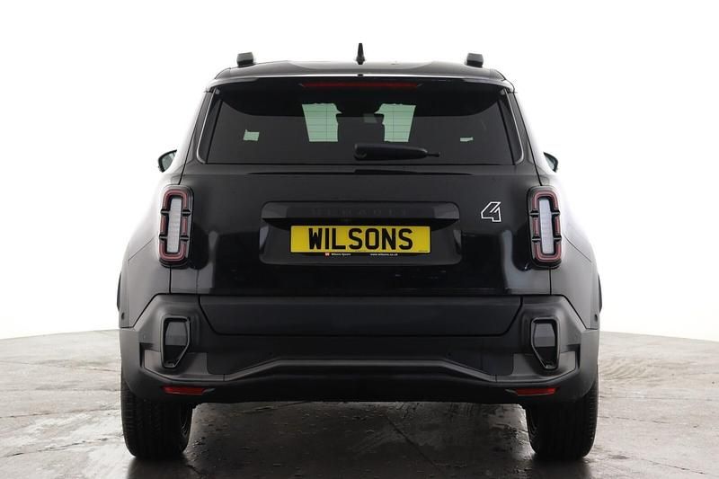 New Renault R4 Iconic 110 kW (150 HP) 2026 Estate