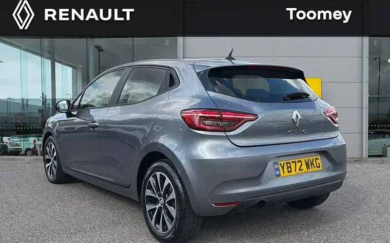 Used Renault Clio Evolution 90 HP (66 kW) 2023 Grey Hatchback