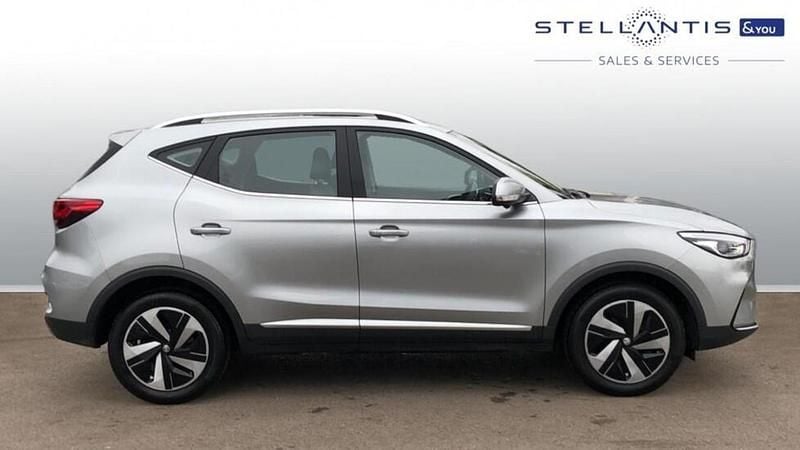 Used MG ZS Trophy 127 kW (174 HP) 2022 Blue SUV