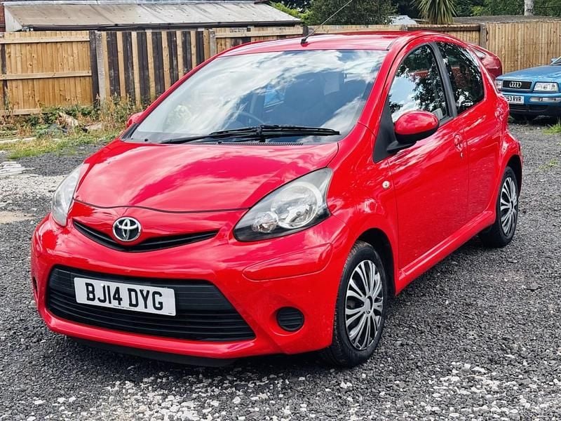 Used Toyota Aygo 2014 Red Hatchback
