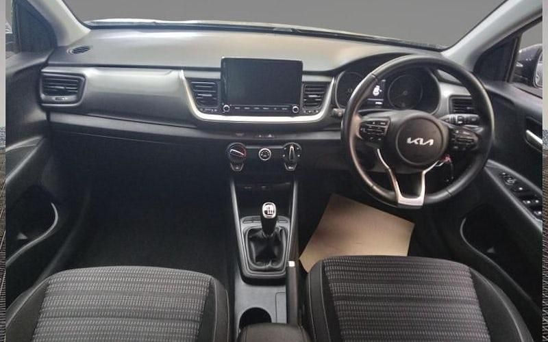 Used Kia Stonic 101 HP (74 kW) 2024 SUV