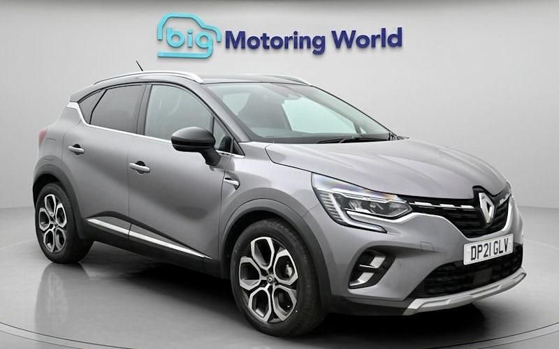 Begagnad Renault Captur Version S 140 HK (102 kW) 2021 Grå SUV