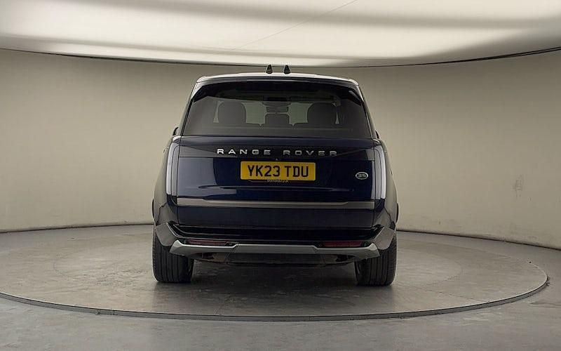 Used Land Rover Range Rover HSE 400 HP (294 kW) 2023 Portofino blue SUV