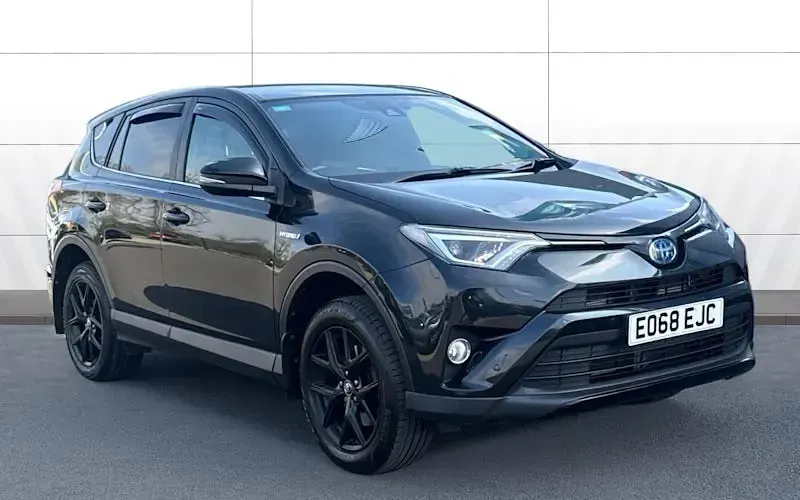 Usado Toyota RAV4 197 HP (144 kW) 2018 SUV