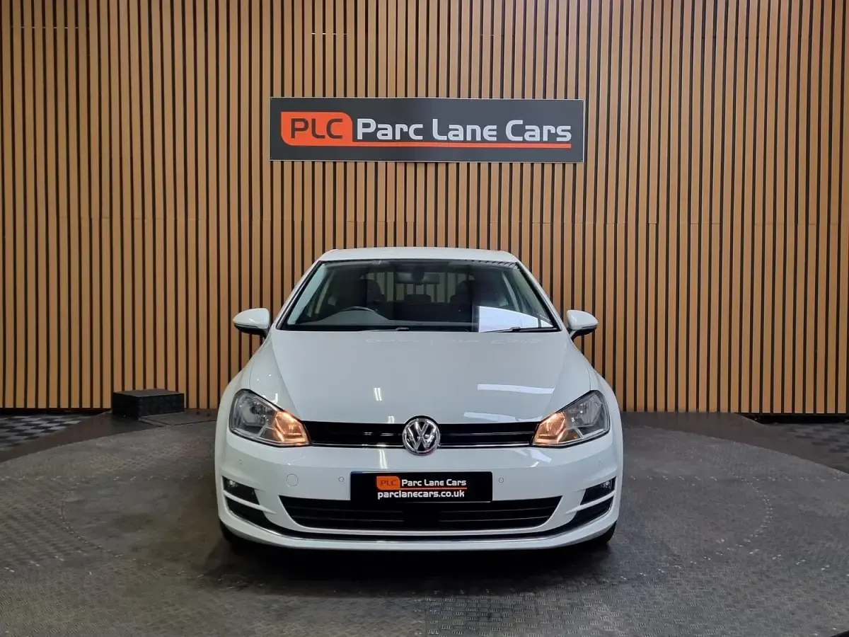 Used VW Golf VII GT 2014 White Hatchback