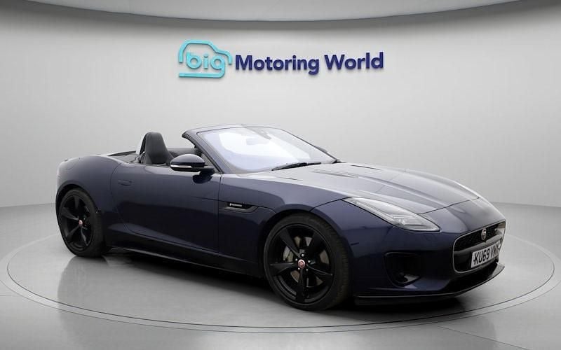 Usado Jaguar F-Type R-Dynamic 300 CV (220 kW) 2019 Azul Descapotable