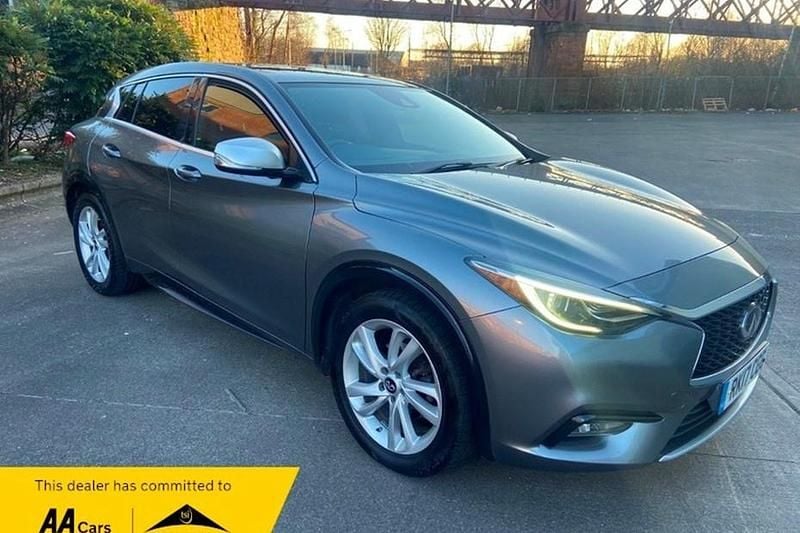Used Infiniti Q30 Business Executive 2017 Grey Hatchback