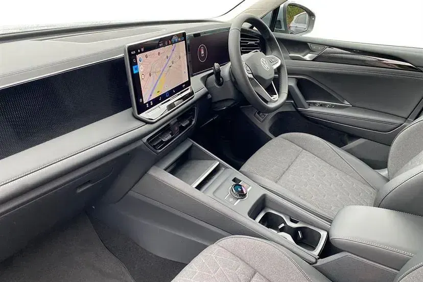 New VW Tiguan Match 150 HP (110 kW) 2026 Oyster silver SUV