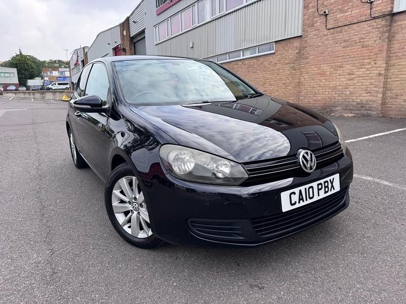 Black Used 2010 VW Golf VI SE Hatchback | £2,390 (Good price) - Image 1/4