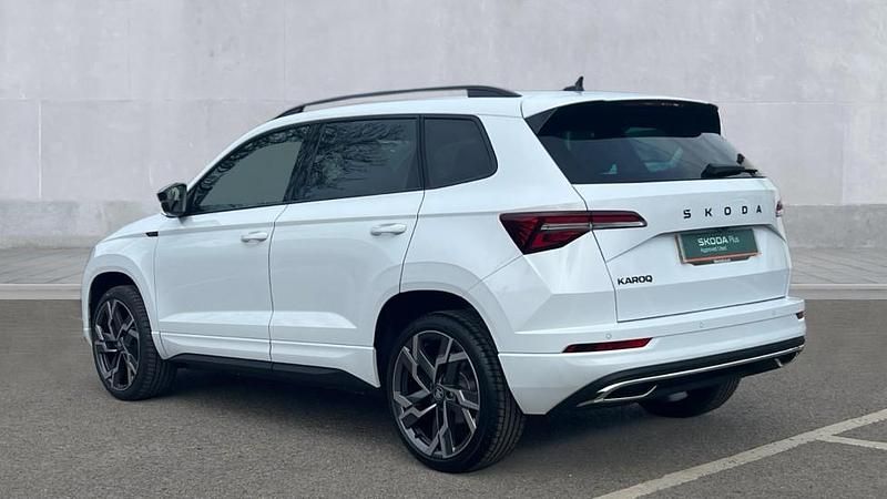 Gebraucht Skoda Karoq SportLine 150 PS (110 kW) 2026 Weiß SUV
