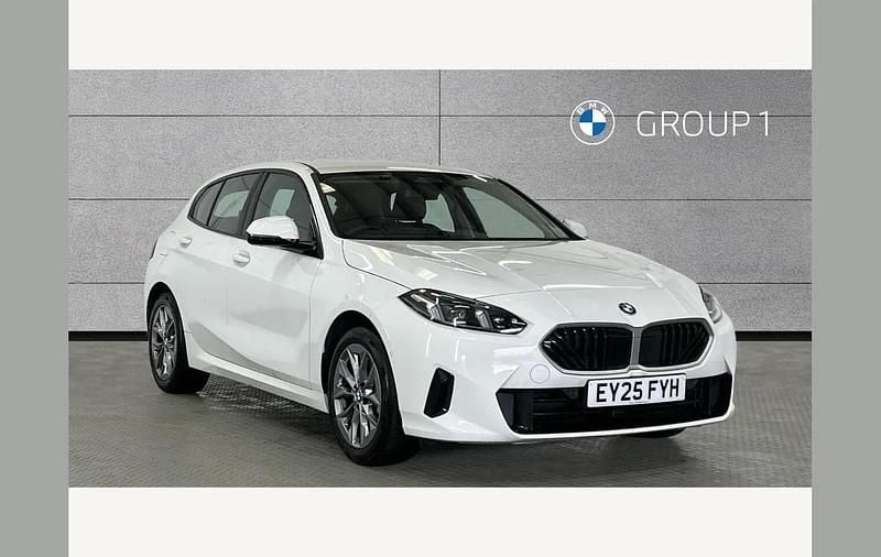 Used BMW 120 Sport Line 154 HP (113 kW) 2025 White Hatchback
