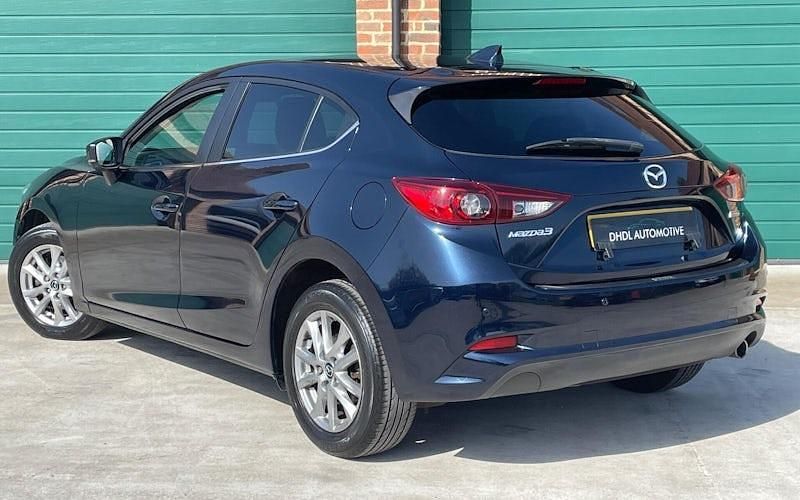 Begagnad Mazda 3 105 HK (77 kW) 2018 Halvkombi