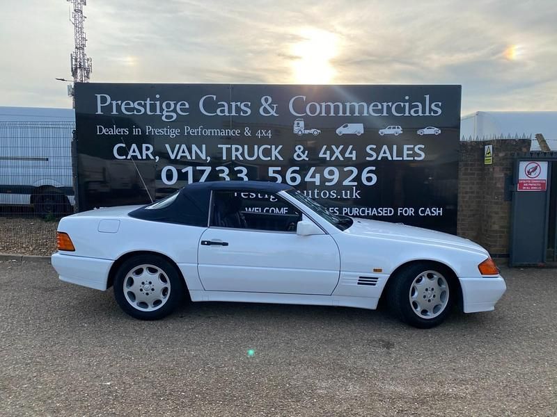 Used Mercedes SL300 Classic 1992 White Cabriolet