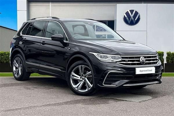 Black Used 2023 VW Tiguan R-line Edition SUV | £21,480 (Good price) - Image 1/4